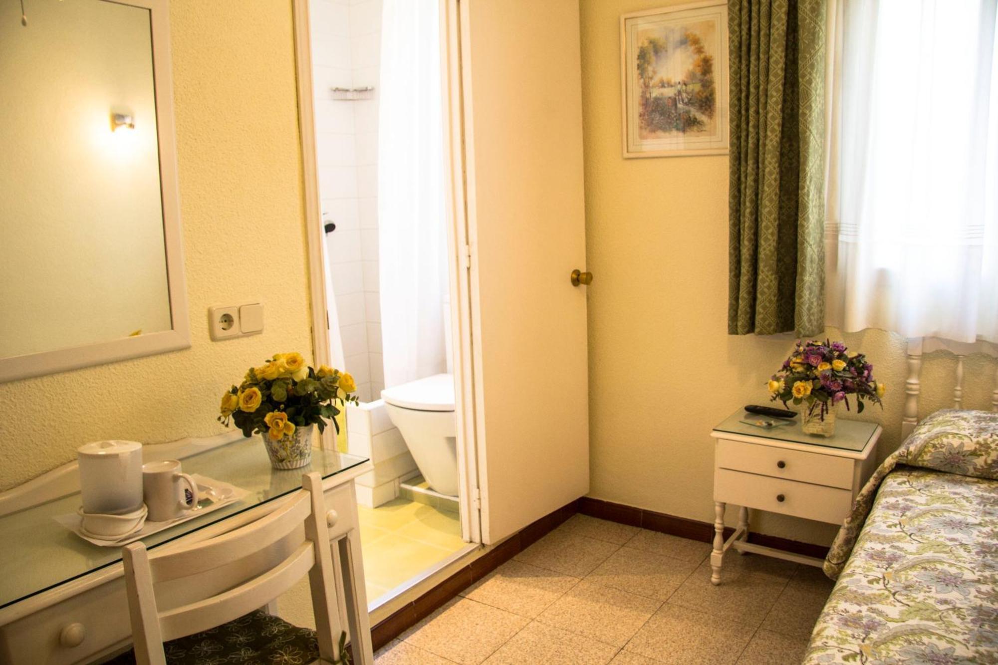 Guest house Alpes Madrid
